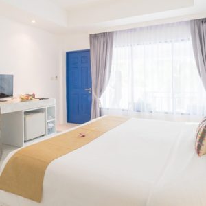 Ocean Breeze Resort Khaolak
