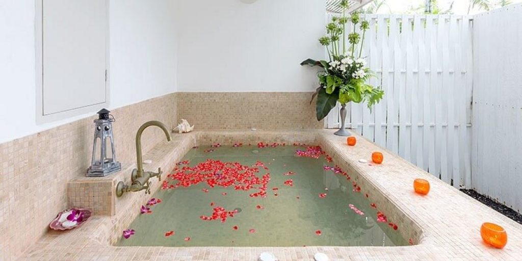 Jacuzzi Suite